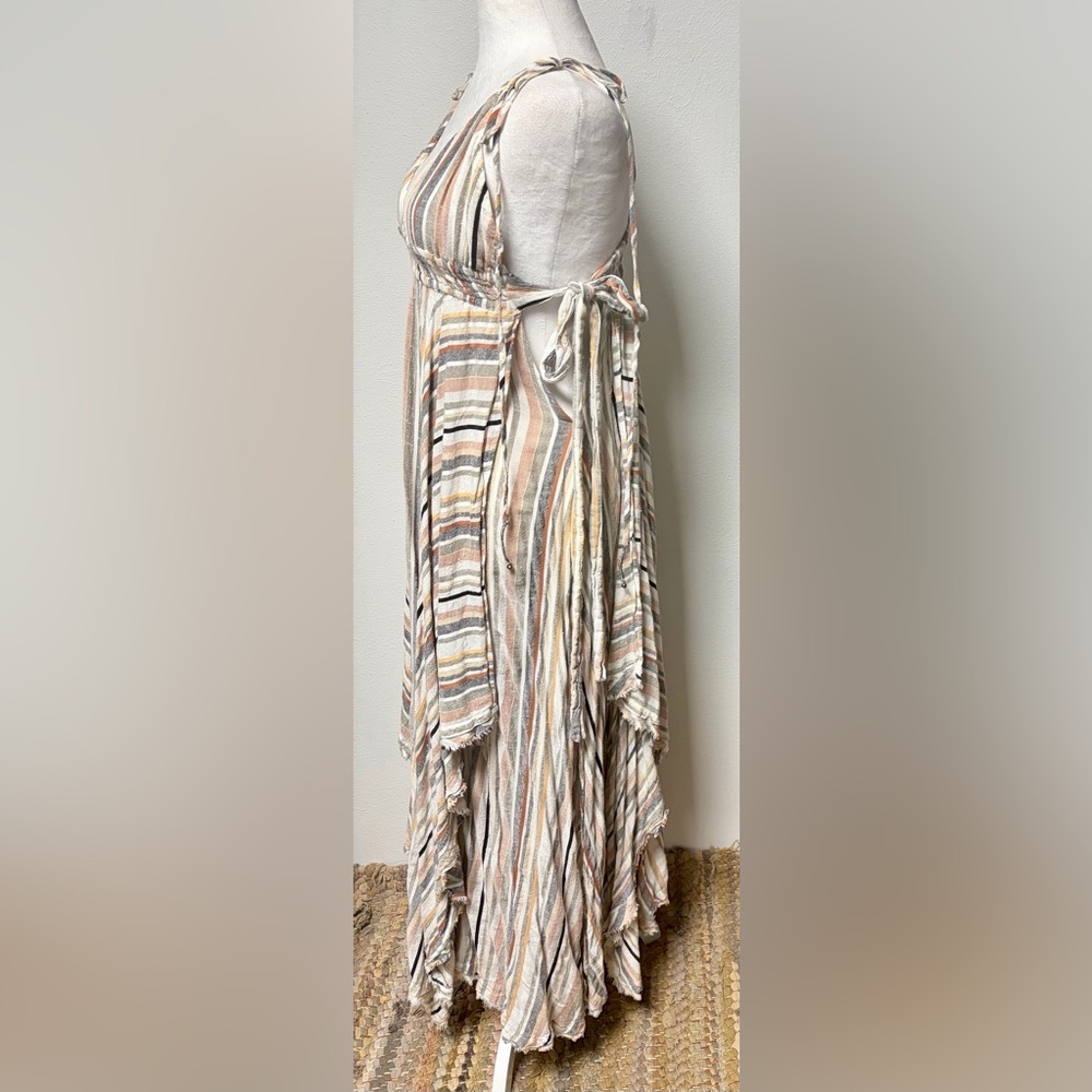 Free People Striped Tropical Heat Maxi
Dress Boho Minimalist Flowy
Size XS - Picture 8 of 9